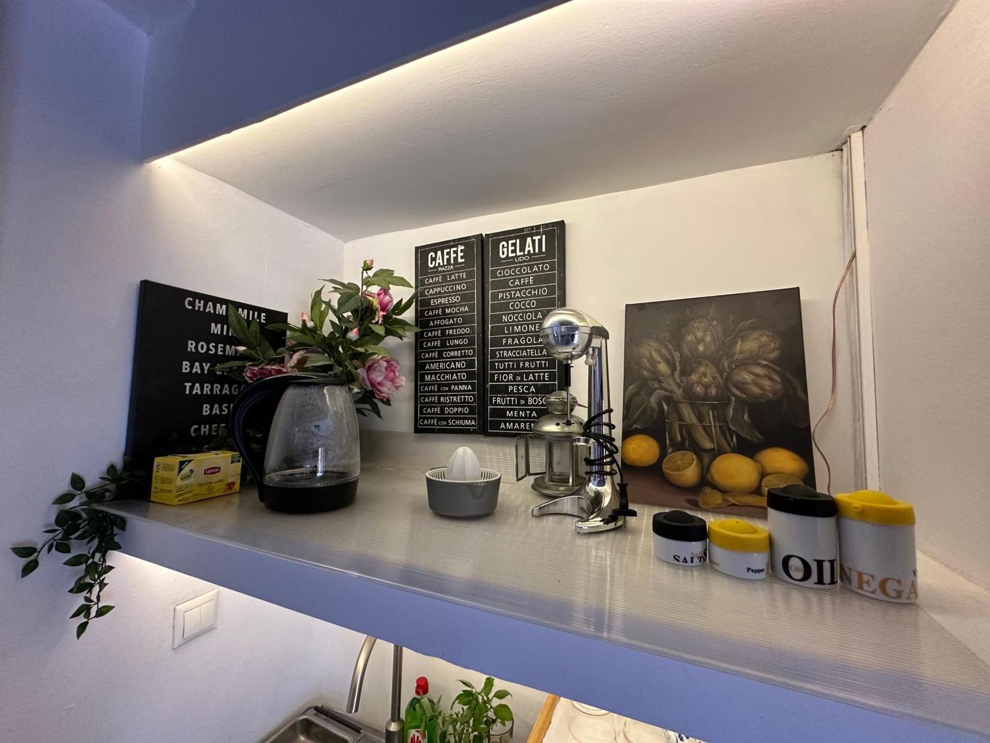 Bright Studio 4 A Short Stay Near Oaka - Iaso - Ygeia - Mitera Hospitals Athens Ngoại thất bức ảnh